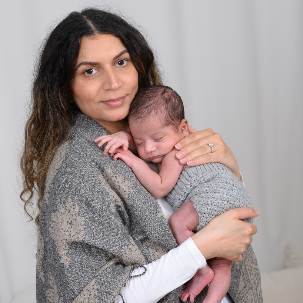 what-to-wear-for-newborn-photos